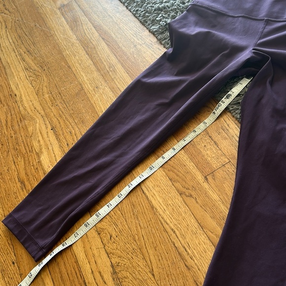 Yogalicious Lux Purple Leggings Size Medium - Picture 3 of 7